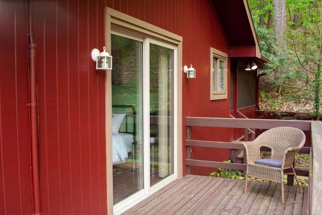Modern Cabin With Hot Tub Grill Lake Beach Wineries Hiking Fishing And Hershey Park Family And Pet Friendly Superhosts On Ab&B Mount Gretna Eksteriør bilde