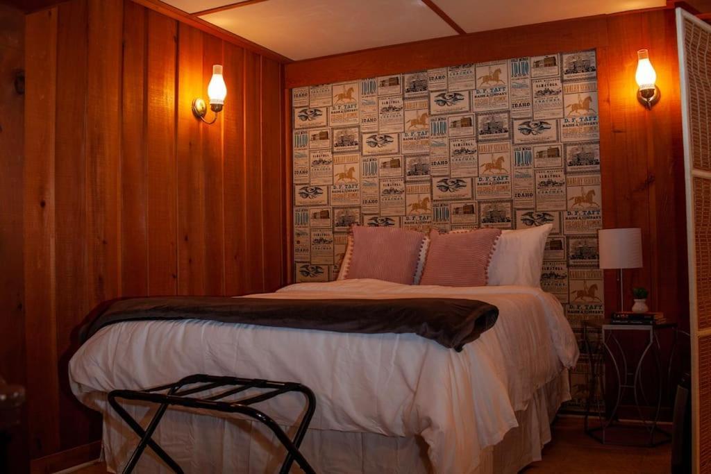 Modern Cabin With Hot Tub Grill Lake Beach Wineries Hiking Fishing And Hershey Park Family And Pet Friendly Superhosts On Ab&B Mount Gretna Eksteriør bilde